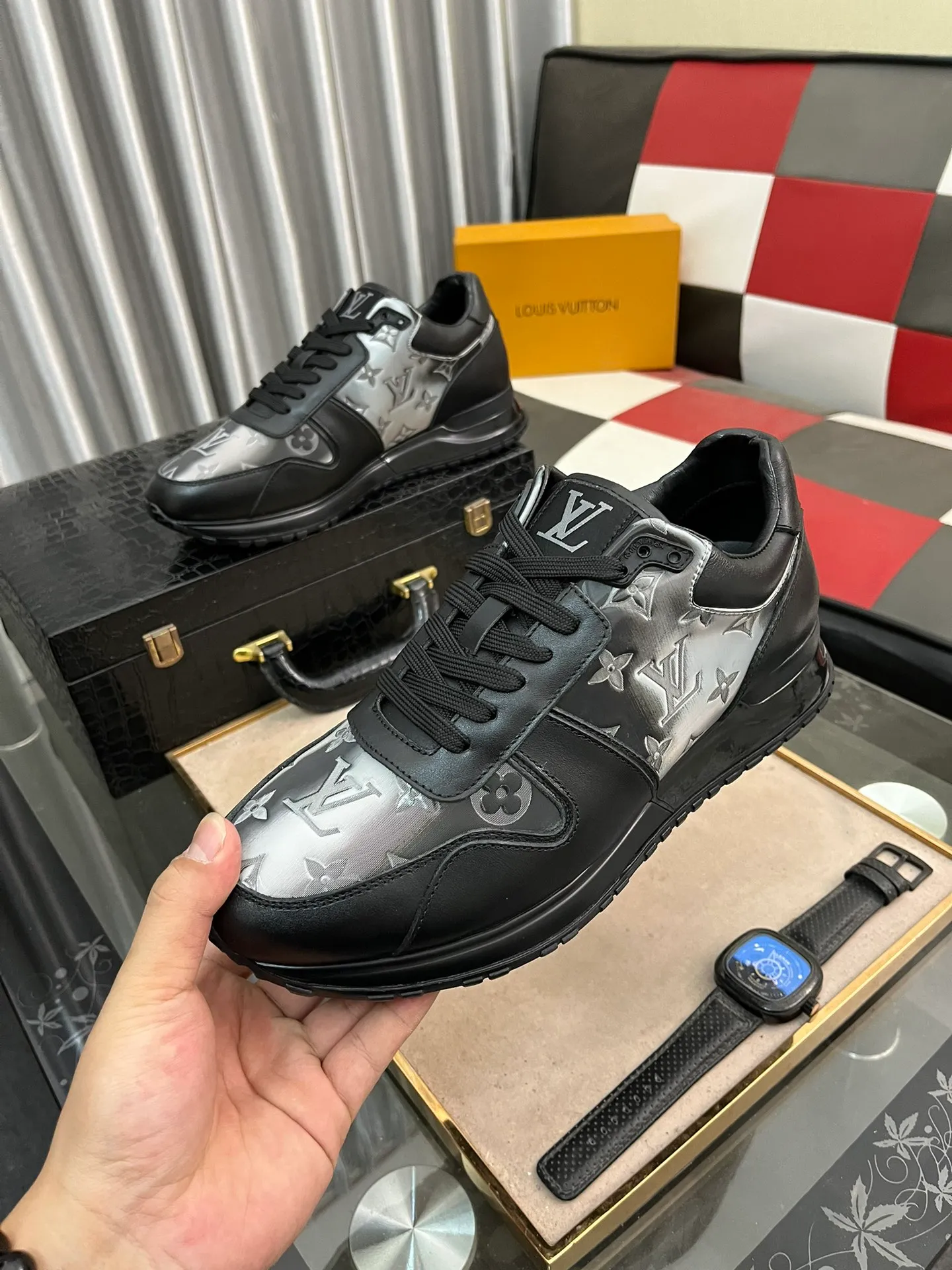 Men's men's shoes 💰420⌚️⌚️LV's latest casual sports shoes👉 👉 Popular casual fashion, 💞 Simple and elegant style, 🔊 The fabric is made of imported cowhide, ☑️Comfortable and breathable lining, original wear-resistant rubber outsole, exclusive new style, actual shot, size: 38-44